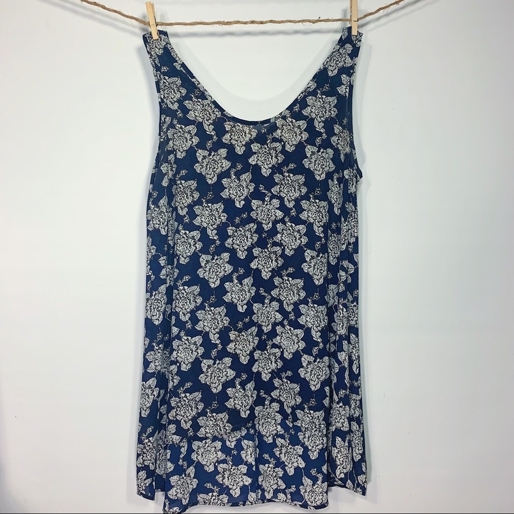 Painted Threads Blue Floral Flowy Dress Size Large